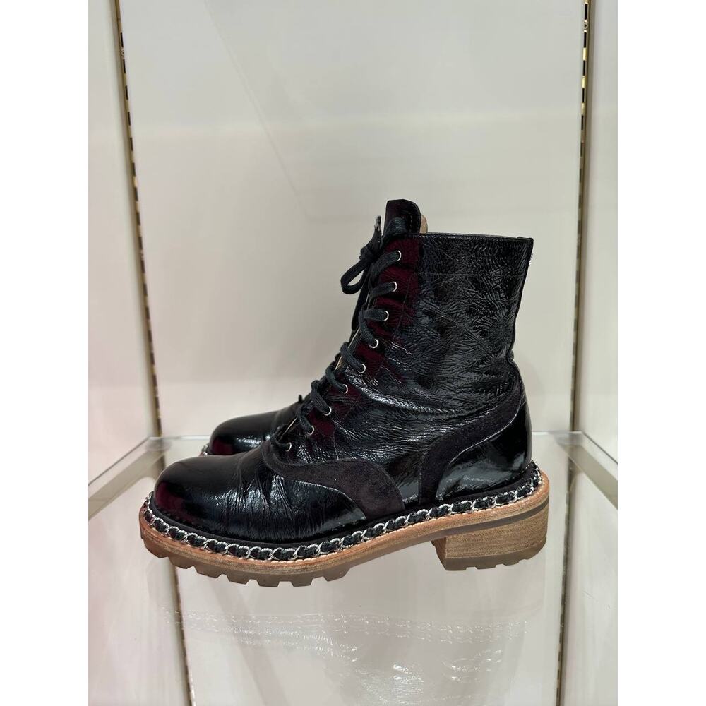Chanel 2015 Brown Patent Leather Ankle Combat Boots Sz.38
